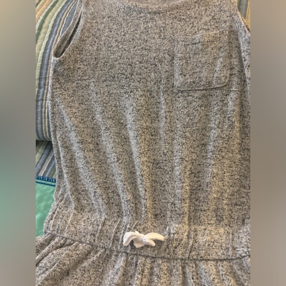 Gap size small or 6/7 long romper - Picture 6 of 10